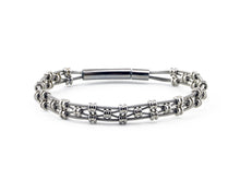 Load image into Gallery viewer, Buddy Guy &quot;Vanessa&quot; Style Guitar String Bracelet - 7.5&quot;
